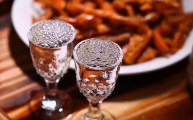 窖劲知识局丨年份酒、窖龄酒与老酒 解密时间与酒的奥秘